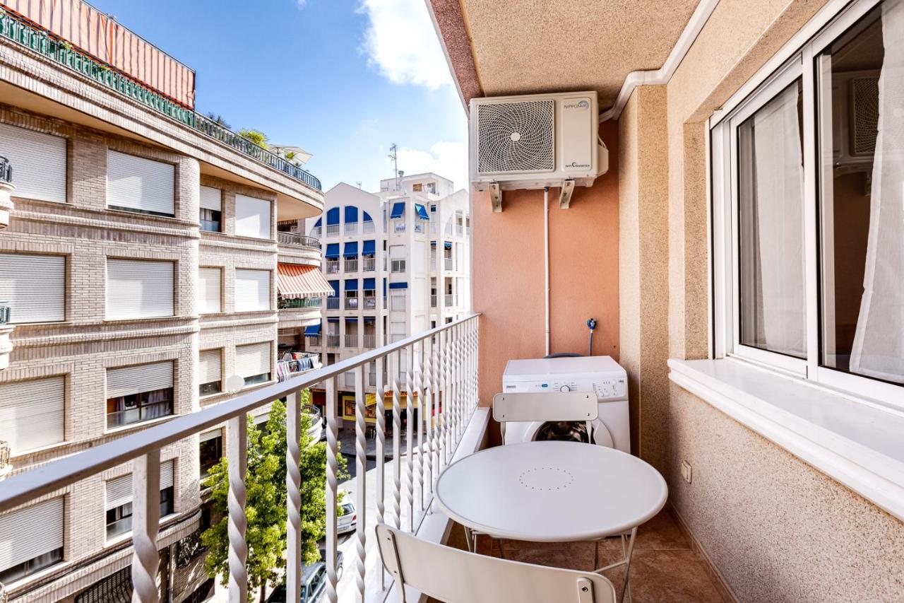 Апартаменти Apartamiento Fragata Торрев'єха Екстер'єр фото