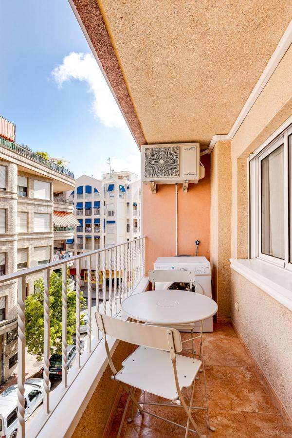 Апартаменти Apartamiento Fragata Торрев'єха Екстер'єр фото